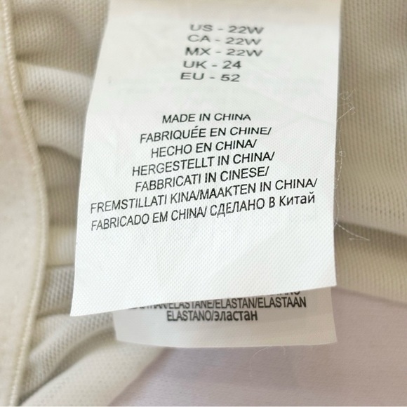 MAXINE OF HOLLYWOOD Women’s Black White Botanical Print Modest Swimsuit Size 22W - Picture 9 of 10